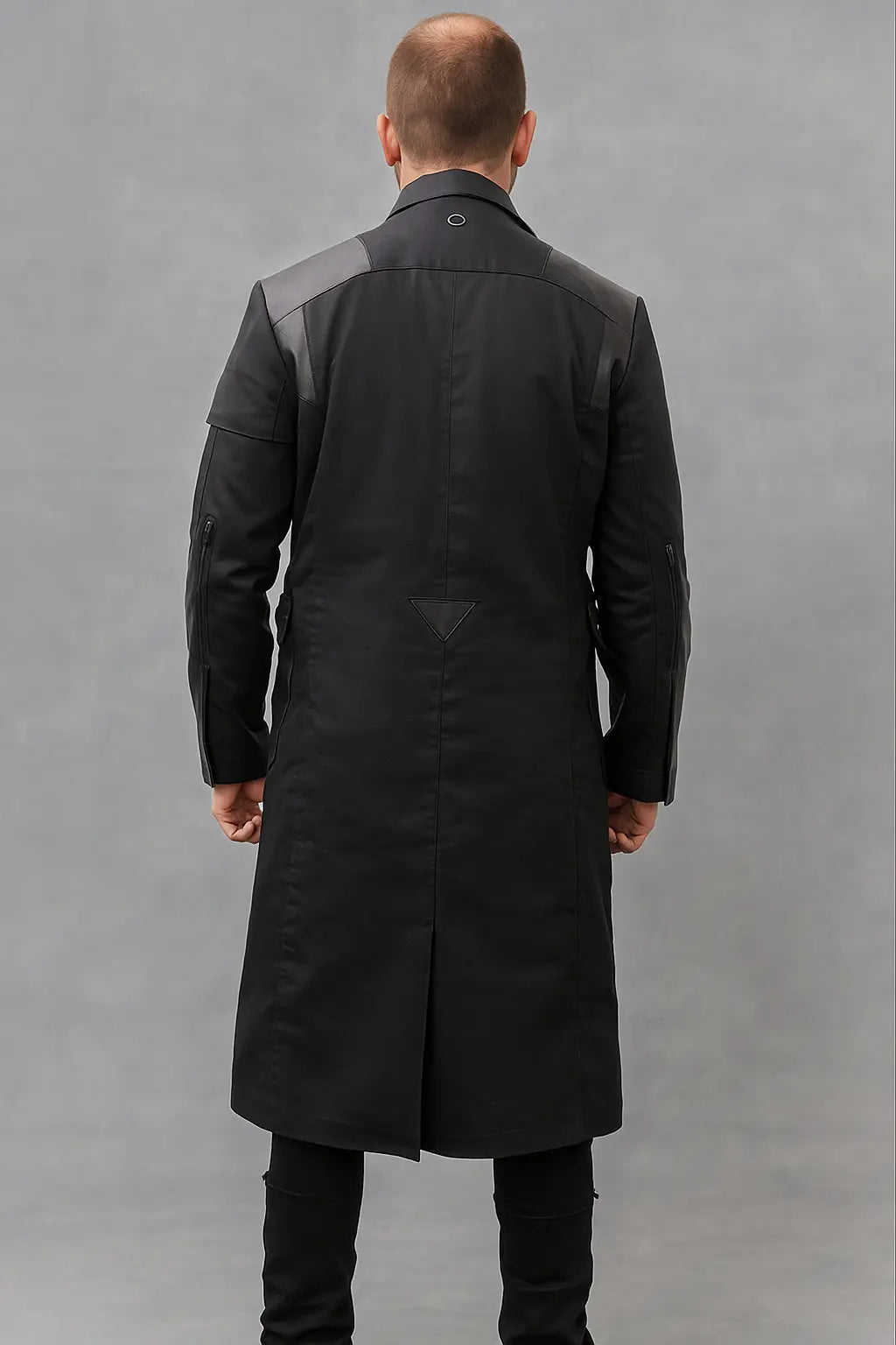 Back design of Deus Ex Mankind Divided Adam Jensen trench coat